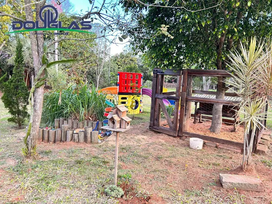 Casa com 3 quartos à venda, 2300m2 em Viamao - RS - imagem 3 Foto 3 de Casa com 3 quartos à venda, 2300m2 em Viamao - RS