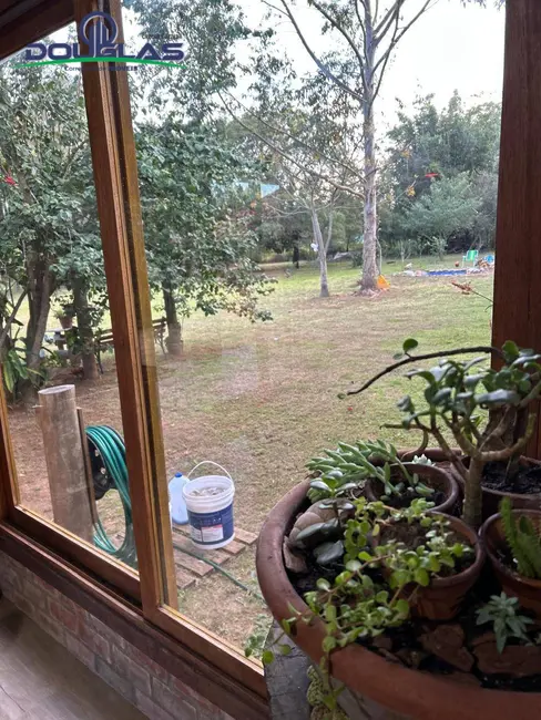 Casa com 3 quartos à venda, 2300m2 em Viamao - RS - imagem 2 Foto 2 de Casa com 3 quartos à venda, 2300m2 em Viamao - RS