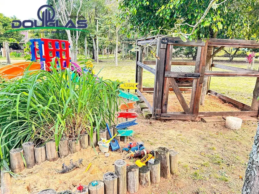 Casa com 3 quartos à venda, 2300m2 em Viamao - RS - imagem 4 Foto 4 de Casa com 3 quartos à venda, 2300m2 em Viamao - RS