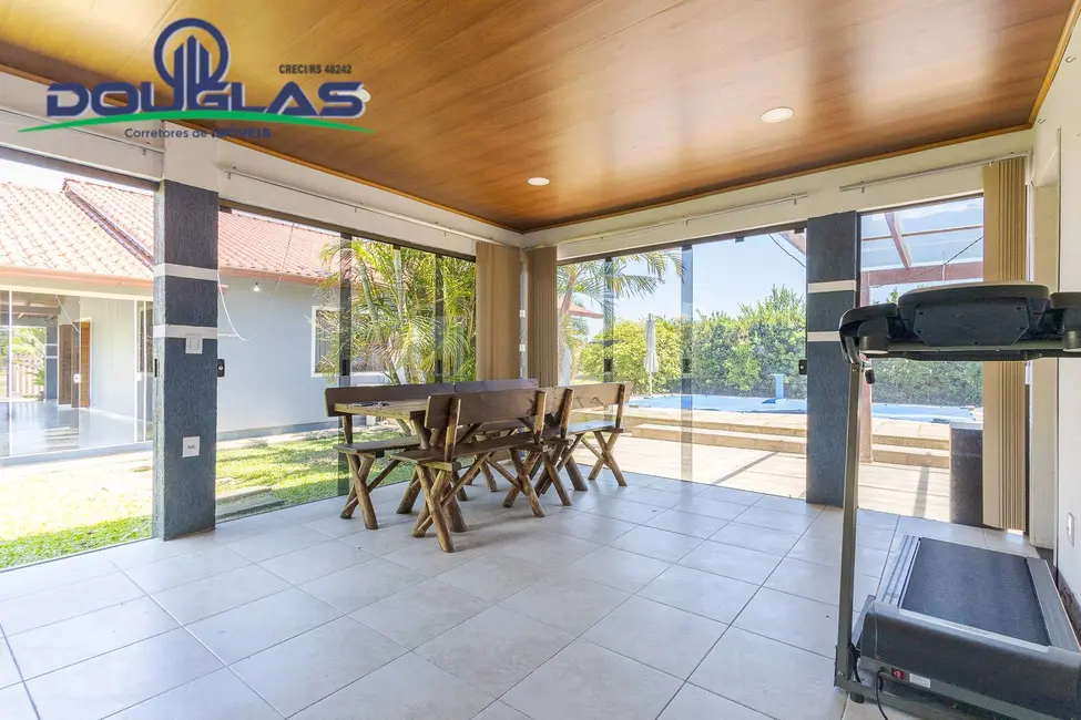 Foto 29 de Casa à venda em Viamao - RS