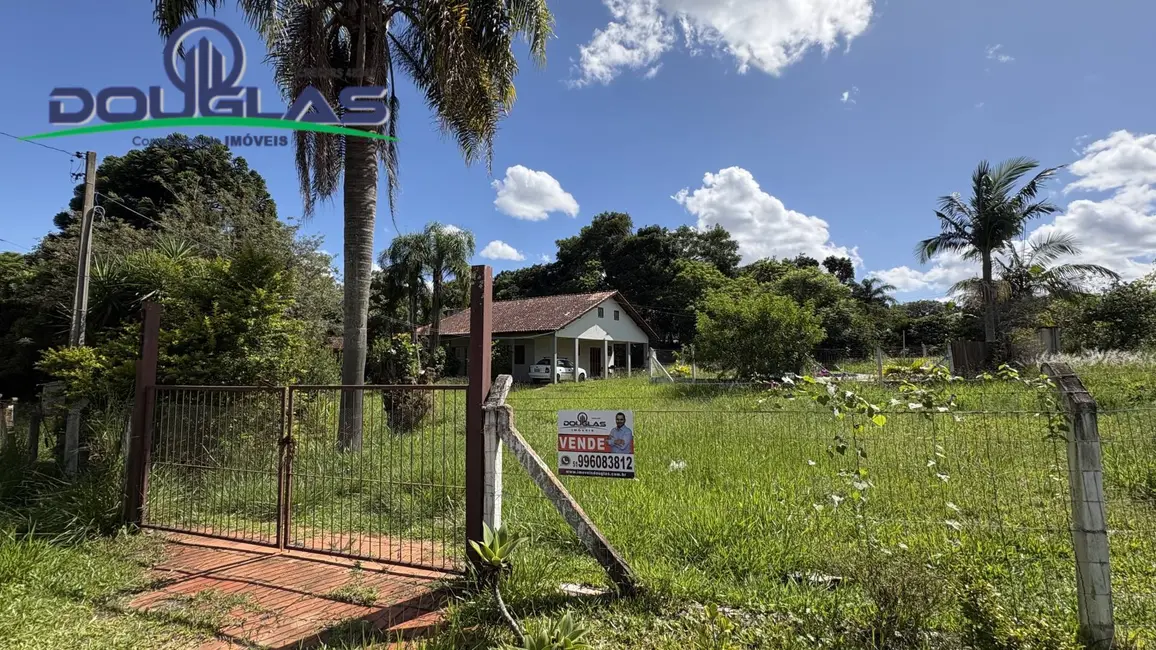 Foto 1 de Casa à venda, 2070m2 em Viamao - RS