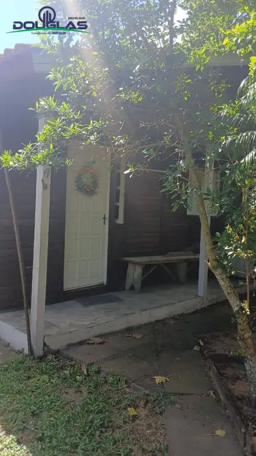 Foto 2 de Casa com 2 quartos à venda, 600m2 em Viamao - RS