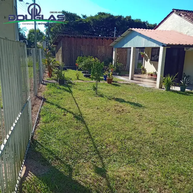 Foto 2 de Casa com 2 quartos à venda em Viamao - RS