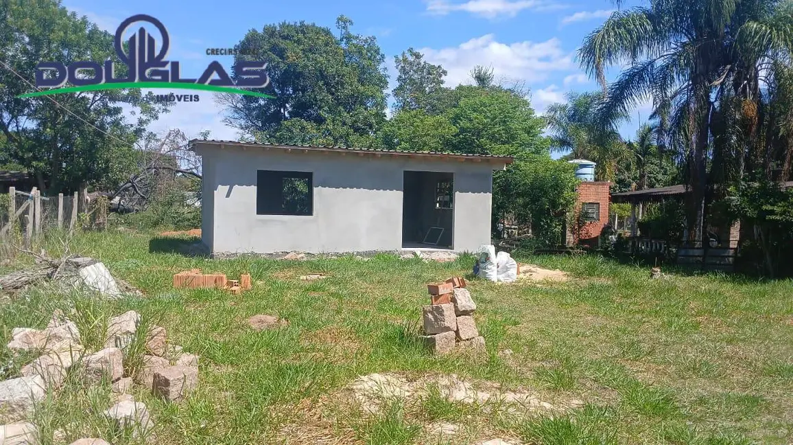Foto 1 de Casa com 1 quarto à venda, 580m2 em Viamao - RS