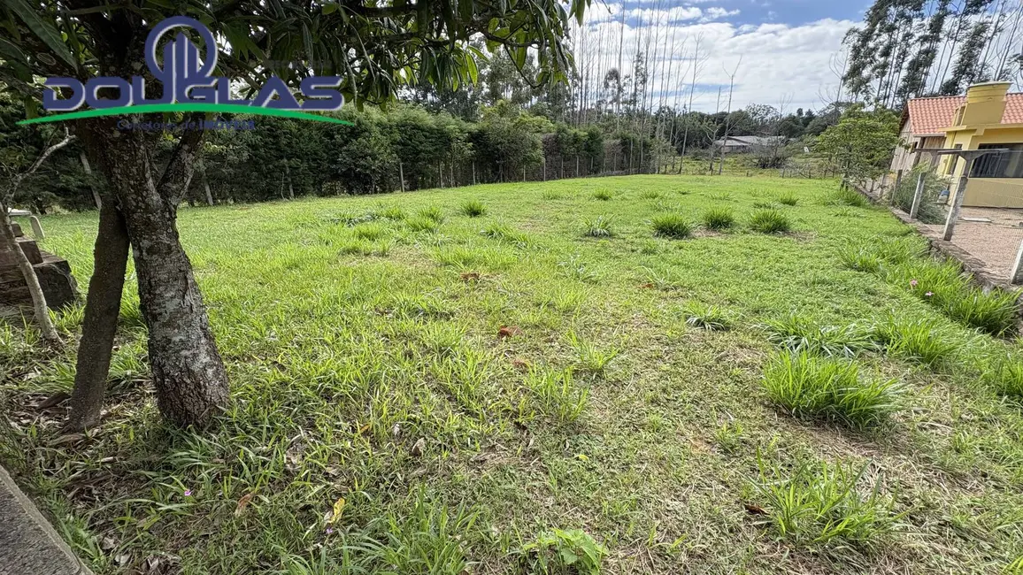 Foto 3 de Terreno / Lote à venda, 700m2 em Viamao - RS