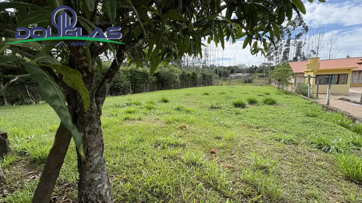 Foto 2 de Terreno / Lote à venda, 700m2 em Viamao - RS