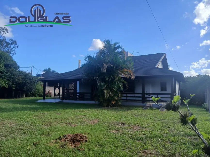 Foto 1 de Casa com 2 quartos à venda, 1652m2 em Viamao - RS