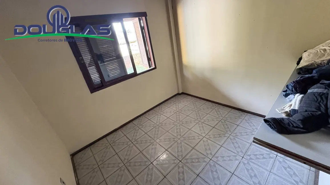 Foto 4 de Casa à venda em Viamao - RS