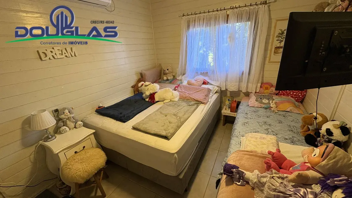 Foto 3 de Casa à venda em Viamao - RS