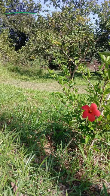 Foto 1 de Terreno / Lote à venda, 450m2 em Viamao - RS
