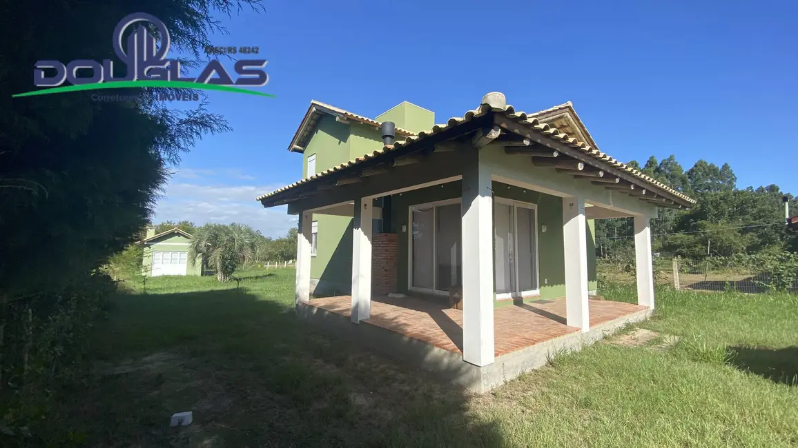 Foto 1 de Casa com 2 quartos à venda em Viamao - RS