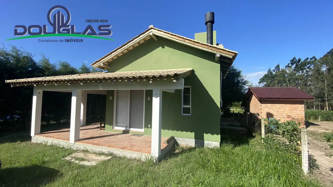 Foto 2 de Casa com 2 quartos à venda em Viamao - RS