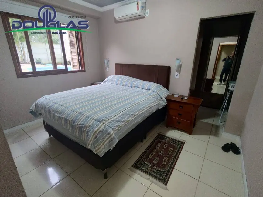 Foto 33 de Casa à venda em Viamao - RS