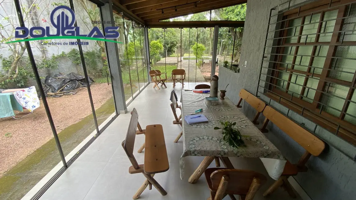 Foto 9 de Casa com 3 quartos à venda, 1200m2 em Viamao - RS
