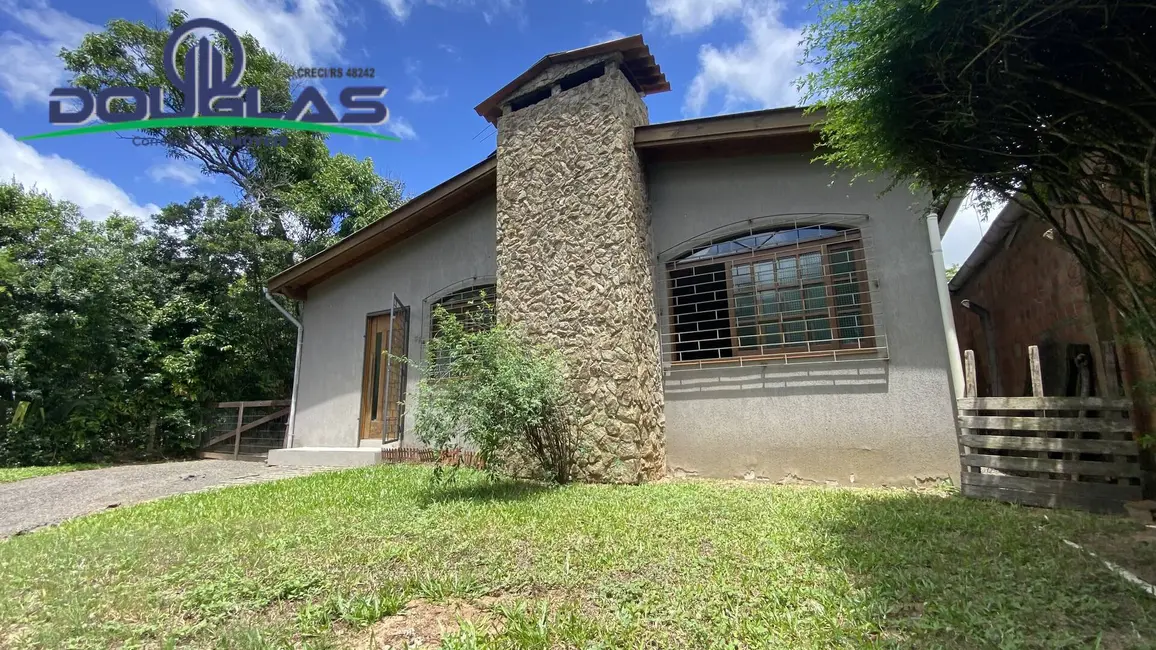 Foto 2 de Casa com 3 quartos à venda, 1200m2 em Viamao - RS