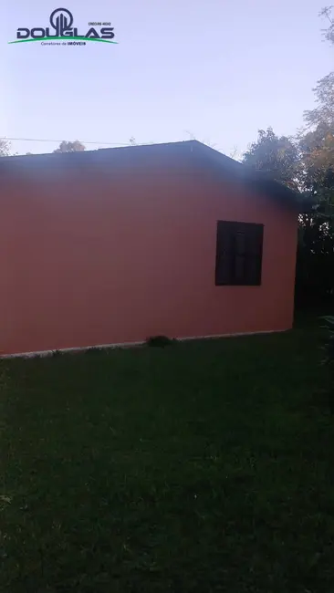 Foto 2 de Casa com 3 quartos à venda, 1200m2 em Viamao - RS