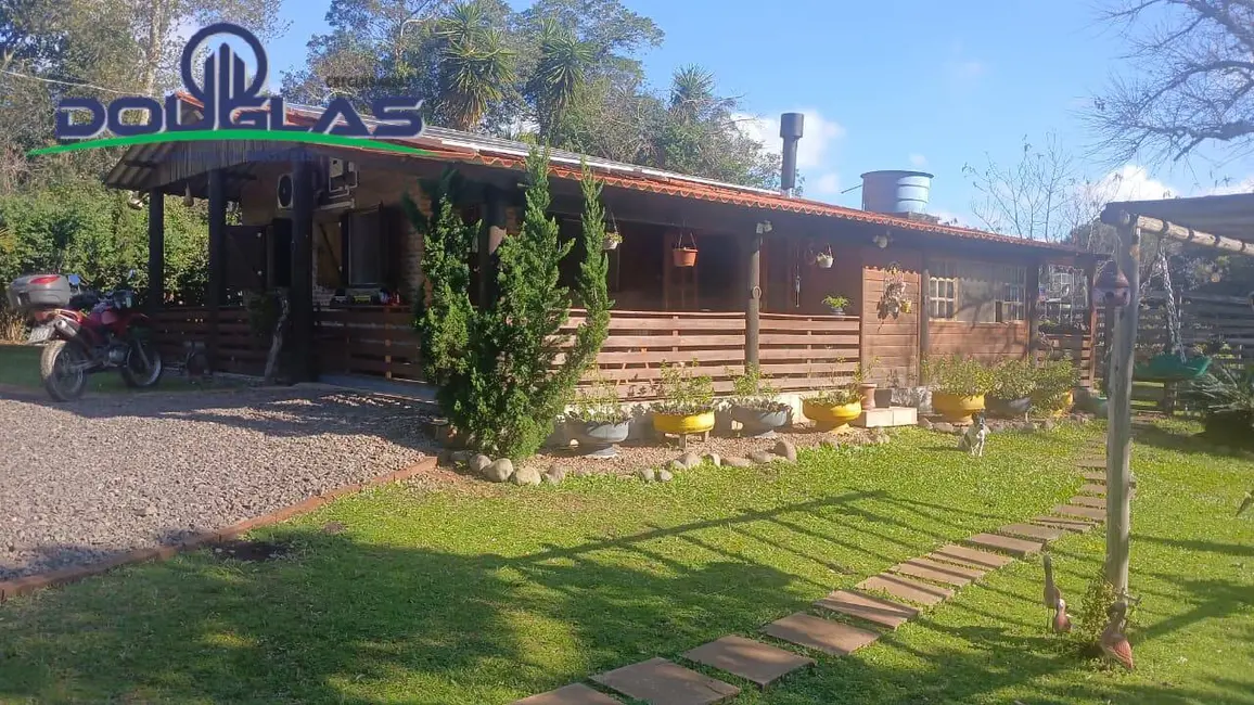 Casa com 2 quartos à venda, 600m2 em Viamao - RS - imagem 3 Foto 3 de Casa com 2 quartos à venda, 600m2 em Viamao - RS