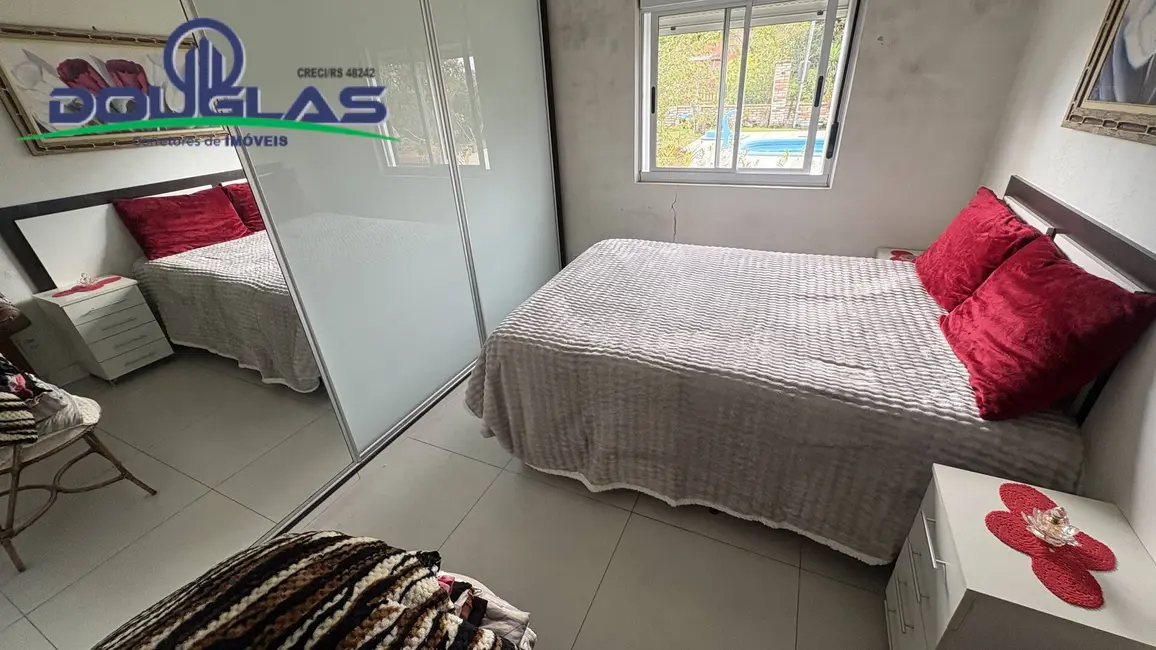 Foto 17 de Casa à venda em Viamao - RS