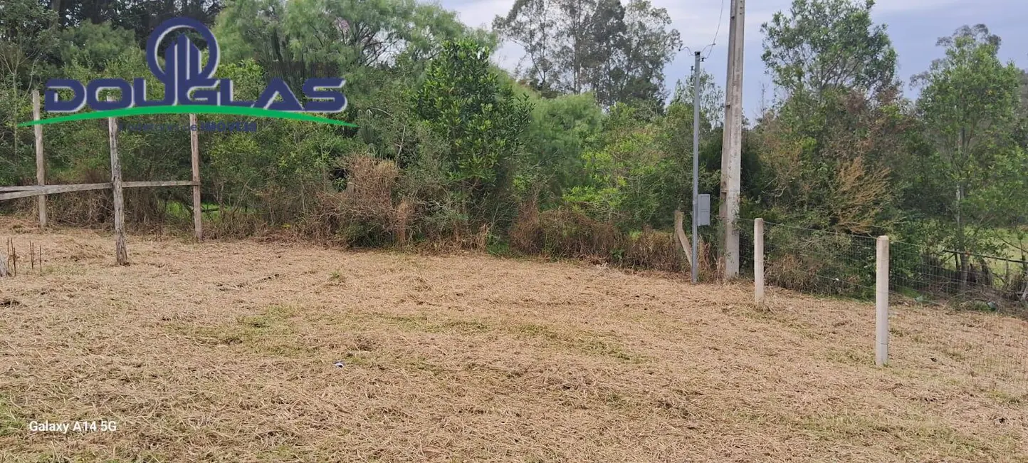 Foto 1 de Terreno / Lote à venda, 500m2 em Viamao - RS