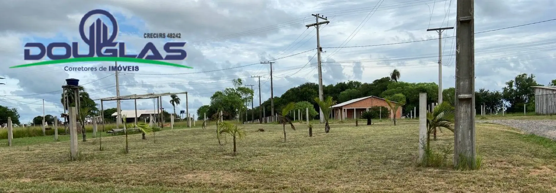Foto 1 de Terreno / Lote à venda, 950m2 em Viamao - RS