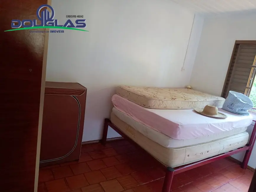 Foto 22 de Casa à venda, 1350m2 em Viamao - RS