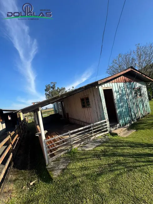 Casa com 2 quartos à venda em Viamao - RS - imagem 2 Foto 2 de Casa com 2 quartos à venda em Viamao - RS