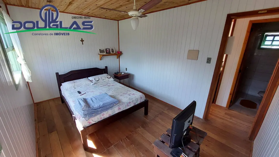 Casa com 1 quarto à venda, 450m2 em Viamao - RS - imagem 7 Foto 7 de Casa com 1 quarto à venda, 450m2 em Viamao - RS