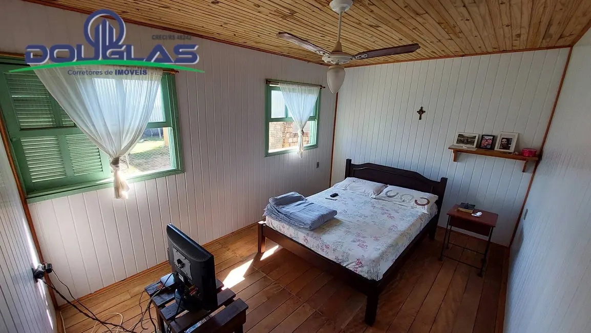 Casa com 1 quarto à venda, 450m2 em Viamao - RS - imagem 8 Foto 8 de Casa com 1 quarto à venda, 450m2 em Viamao - RS
