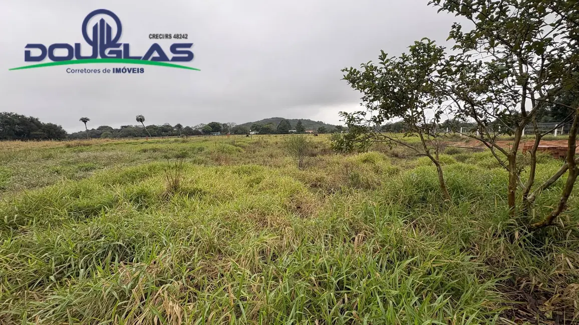 Foto 4 de Terreno / Lote à venda, 600m2 em Viamao - RS