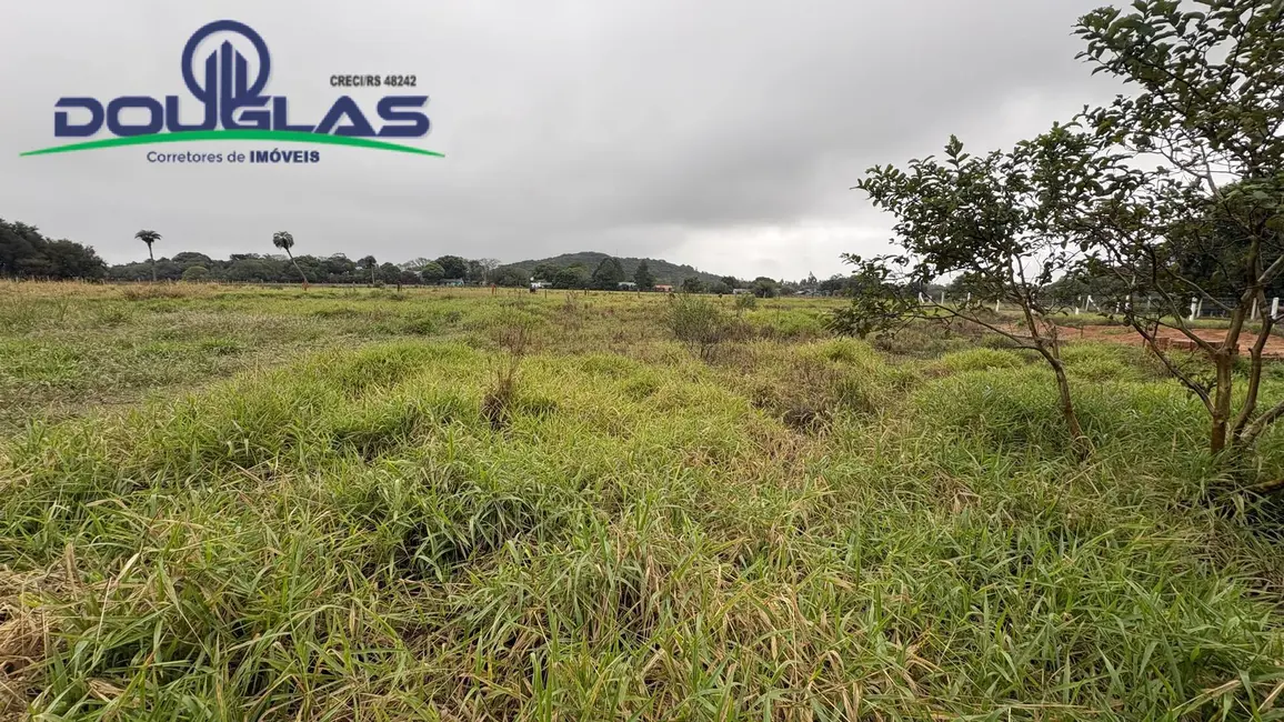 Foto 2 de Terreno / Lote à venda, 600m2 em Viamao - RS