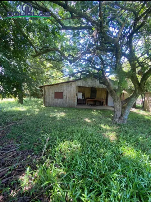 Casa com 1 quarto à venda, 1090m2 em Viamao - RS - imagem 2 Foto 2 de Casa com 1 quarto à venda, 1090m2 em Viamao - RS