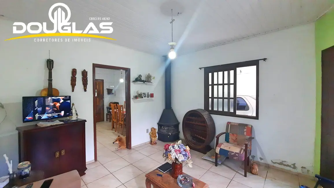 Casa com 1 quarto à venda em Viamao - RS - imagem 3 Foto 3 de Casa com 1 quarto à venda em Viamao - RS