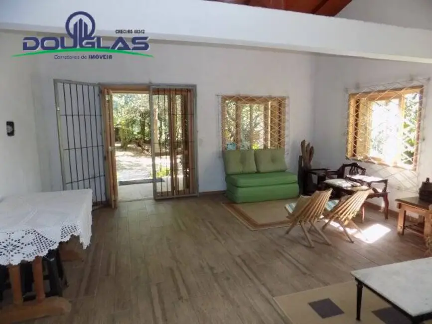 Casa com 2 quartos à venda, 144m2 em Viamao - RS - imagem 5 Foto 5 de Casa com 2 quartos à venda, 144m2 em Viamao - RS