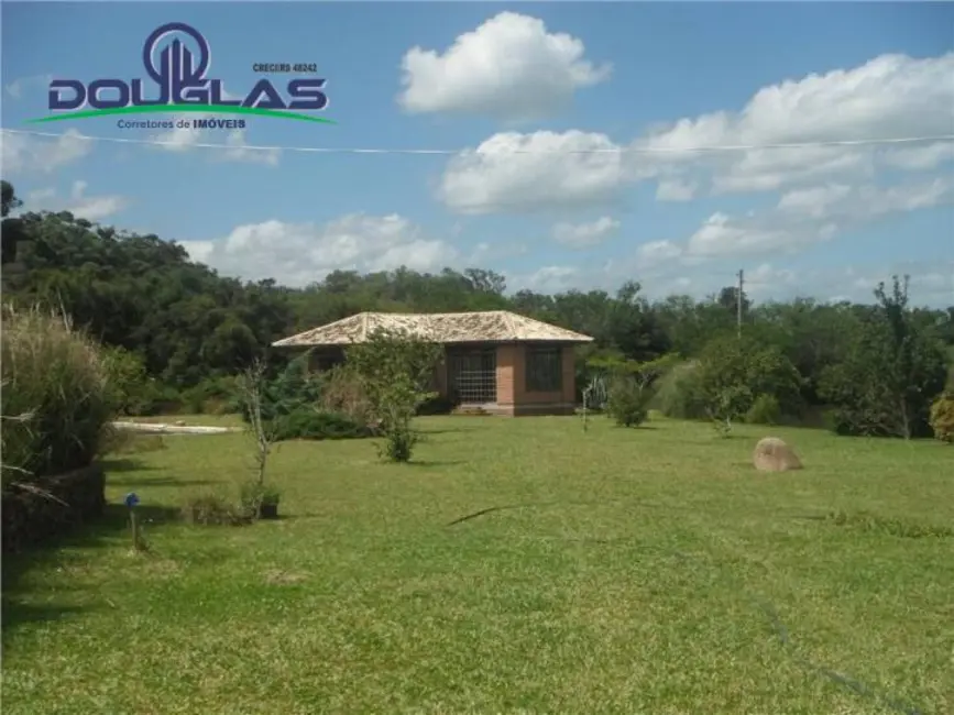Foto 4 de Sítio / Rancho com 3 quartos à venda, 109m2 em Viamao - RS