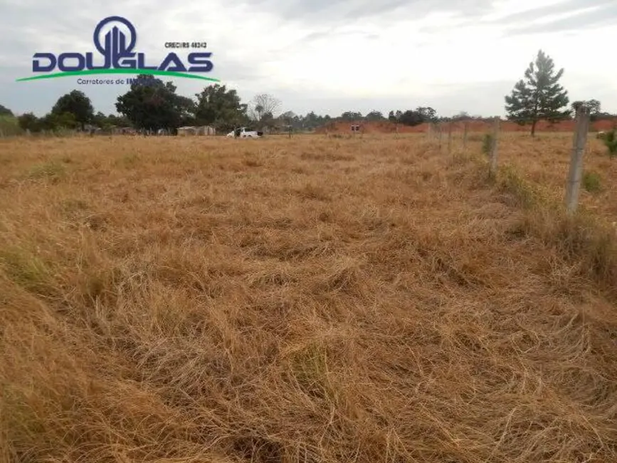 Foto 2 de Terreno / Lote à venda, 360m2 em Viamao - RS