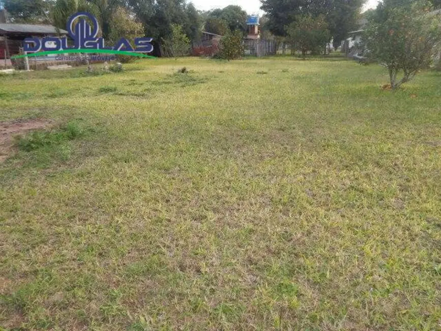 Foto 2 de Terreno / Lote à venda, 300m2 em Viamao - RS