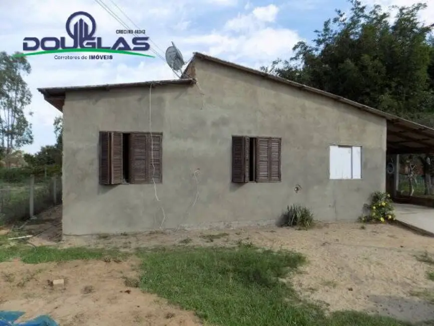 Foto 1 de Casa com 2 quartos à venda, 500m2 em Viamao - RS