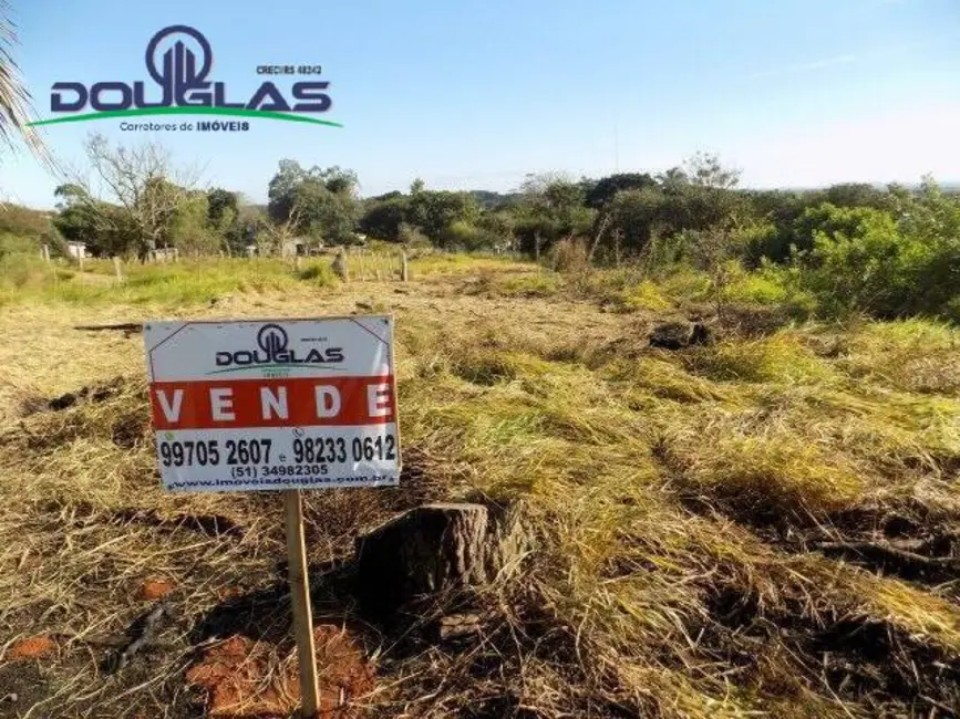 Foto 1 de Terreno / Lote à venda, 1350m2 em Viamao - RS