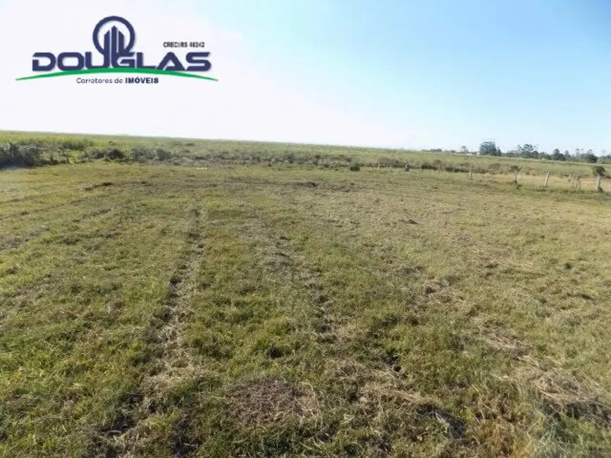 Foto 19 de Chácara à venda, 9m2 em Viamao - RS