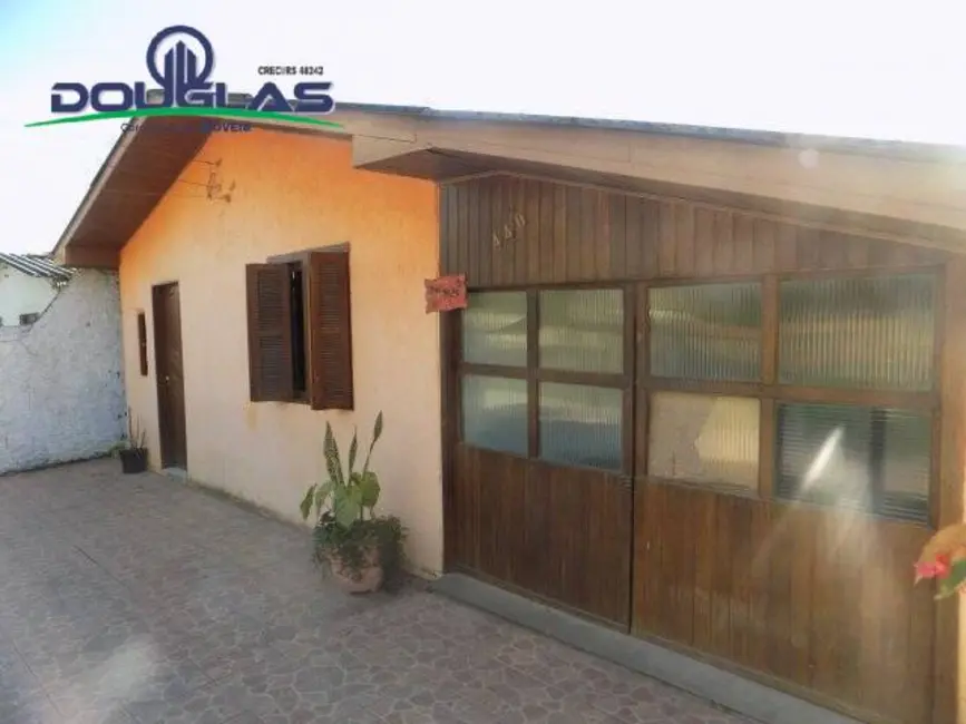 Foto 2 de Casa com 2 quartos à venda, 400m2 em Viamao - RS