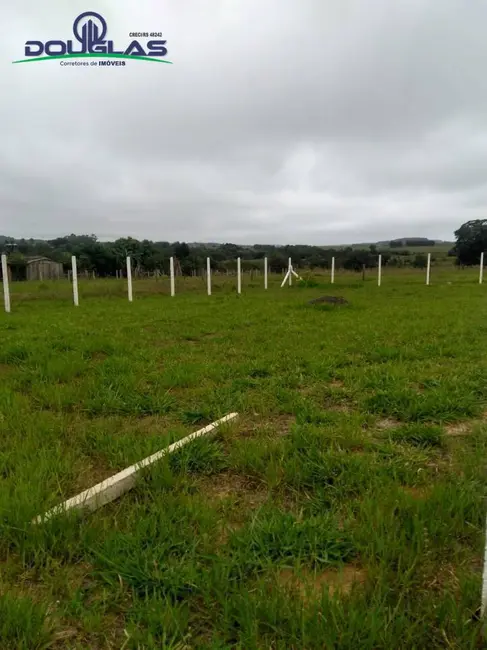 Foto 2 de Terreno / Lote à venda, 450m2 em Viamao - RS