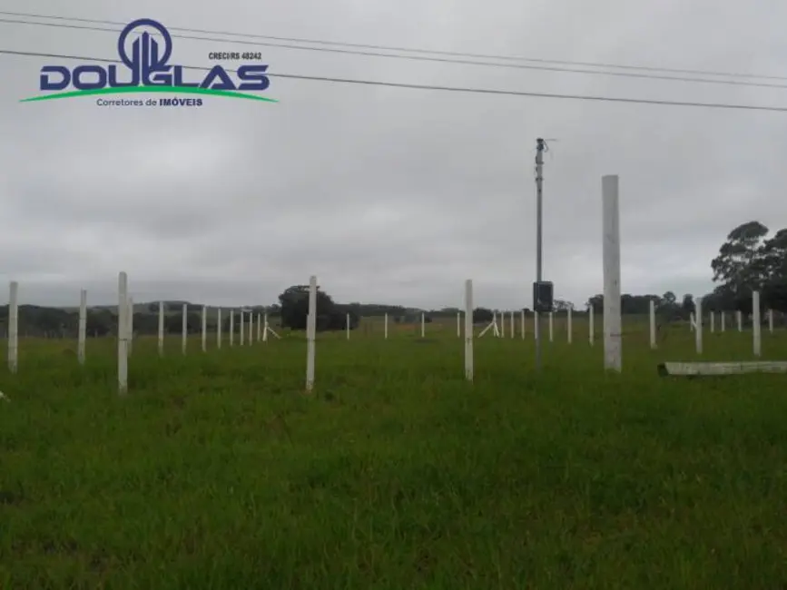 Foto 3 de Terreno / Lote à venda, 450m2 em Viamao - RS