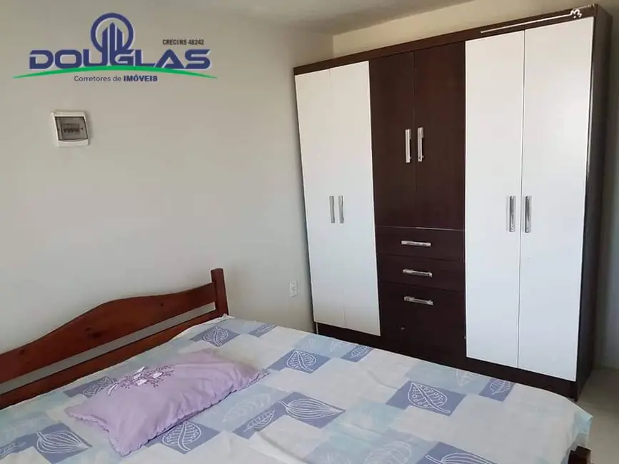 Foto 4 de Casa com 4 quartos à venda, 300m2 em  - RS