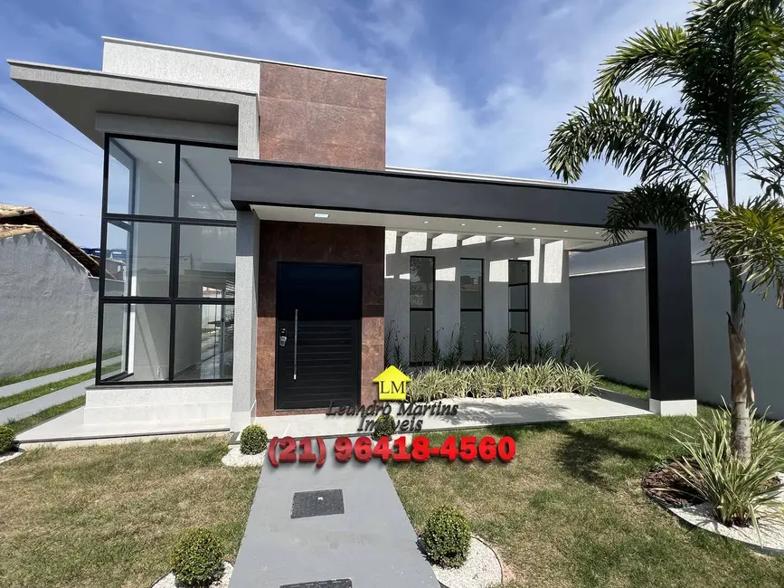 Foto 1 de Casa com 3 quartos à venda, 440m2 em Marica - RJ