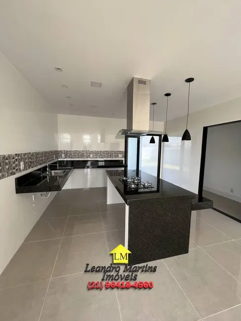 Foto 19 de Casa à venda, 423m2 em Marica - RJ