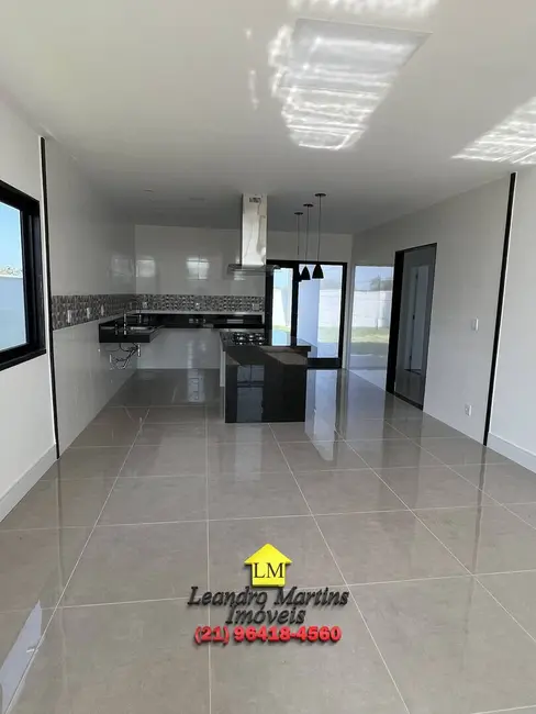 Foto 17 de Casa à venda, 423m2 em Marica - RJ