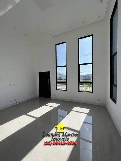 Foto 18 de Casa à venda, 423m2 em Marica - RJ