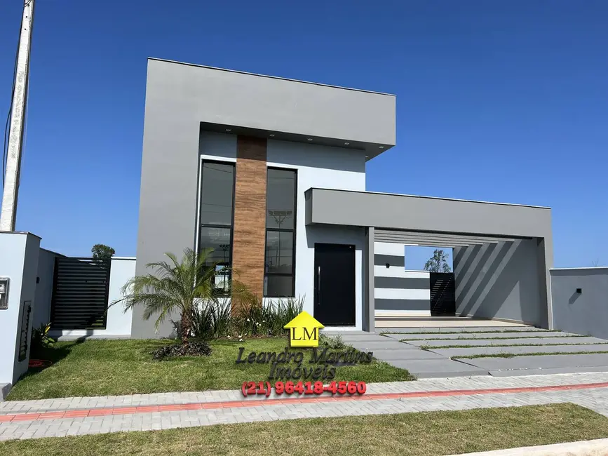 Foto 2 de Casa à venda, 423m2 em Marica - RJ