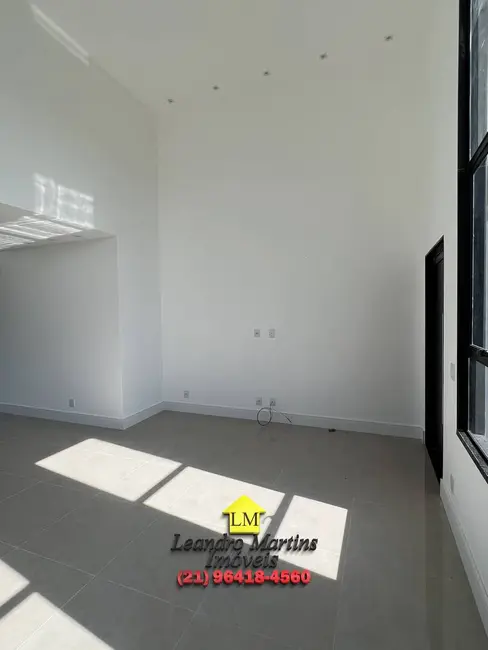 Foto 14 de Casa à venda, 423m2 em Marica - RJ