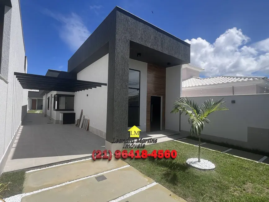 Foto 3 de Casa com 3 quartos à venda, 300m2 em Marica - RJ